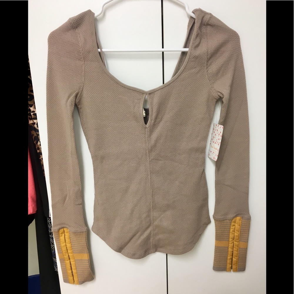 Awesome NWT Free People thermal tee! - Picture 2 of 8
